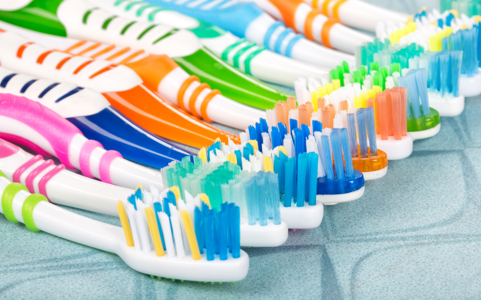 Reciclando Consciência: Descubra uma Nova Forma de Dispor de sua Escova de Dentes